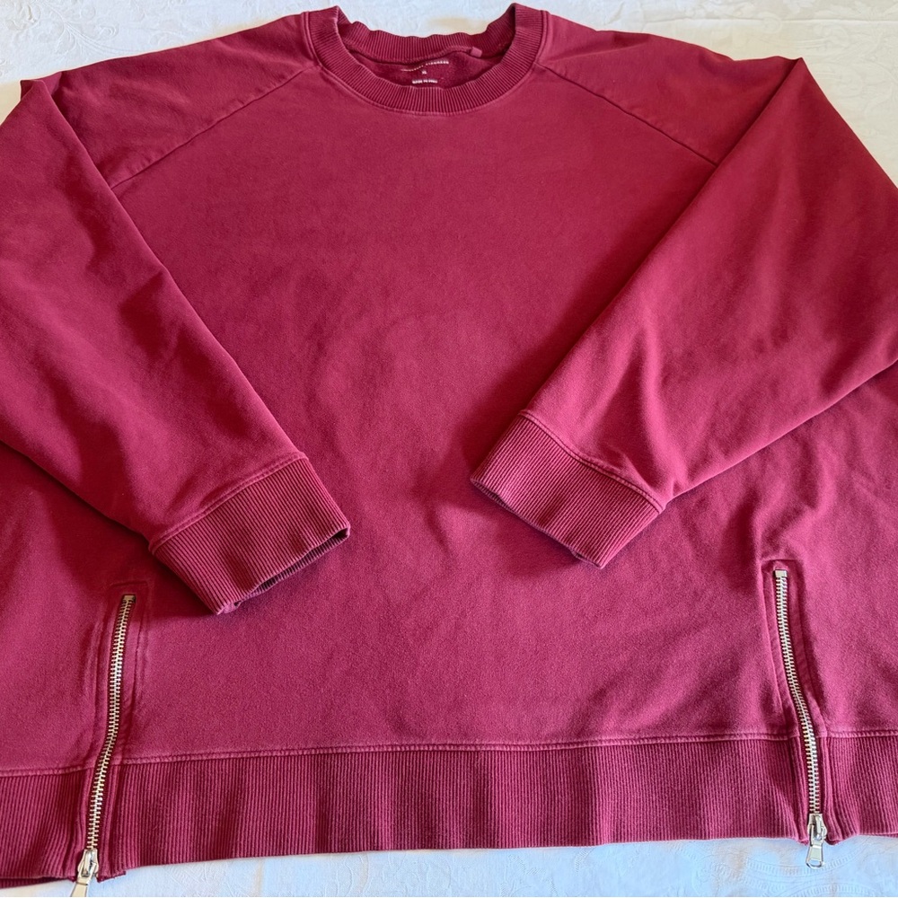 Universal Standard XL Women's Crewneck Sweatshirt in Brick Red